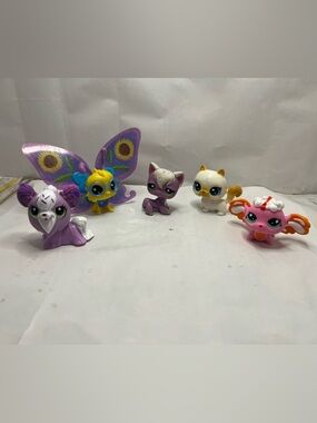 Littlest Pet Shop kitty and puppy cat and dog lot - glitter cat missing tail